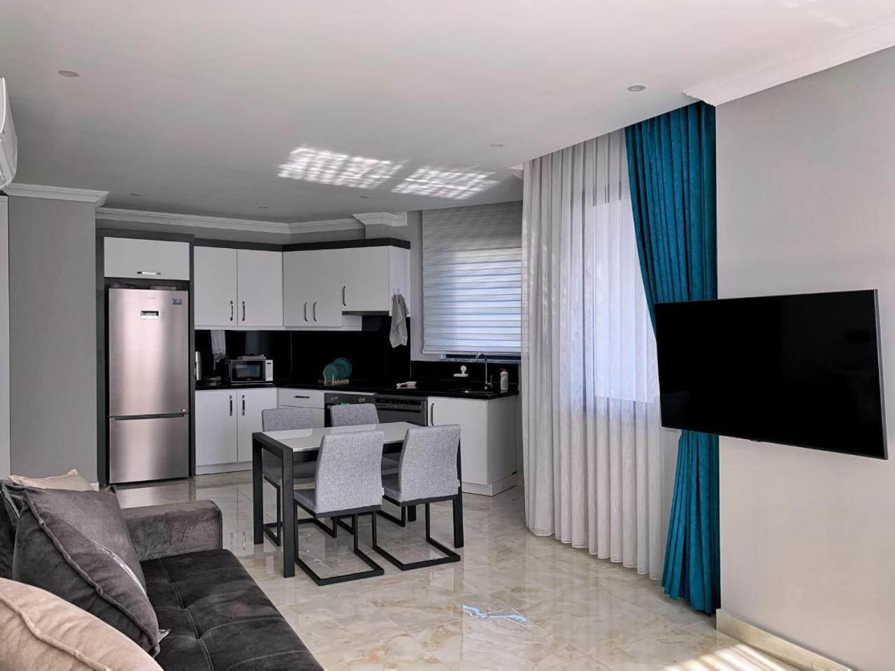 Apartment Cleopatra Two One